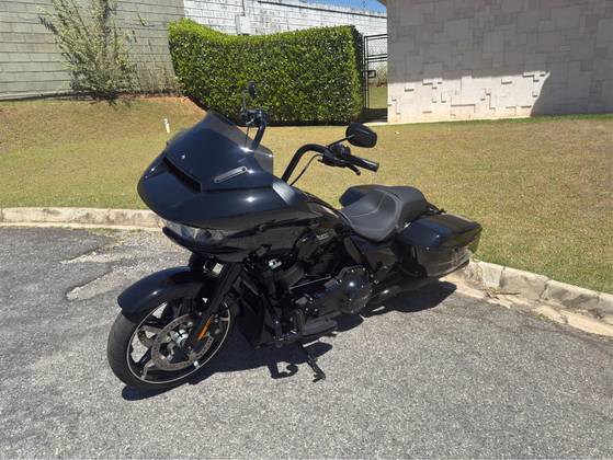 HARLEY-DAVIDSON ROAD GLIDE 